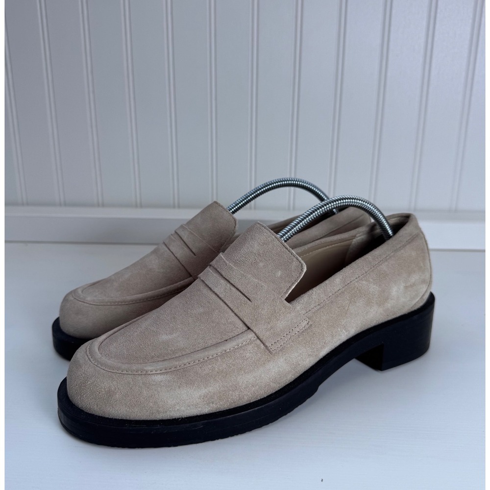 Stuart Weitzman Palmer Bold Suede Loafers Beige Black Sole 8B